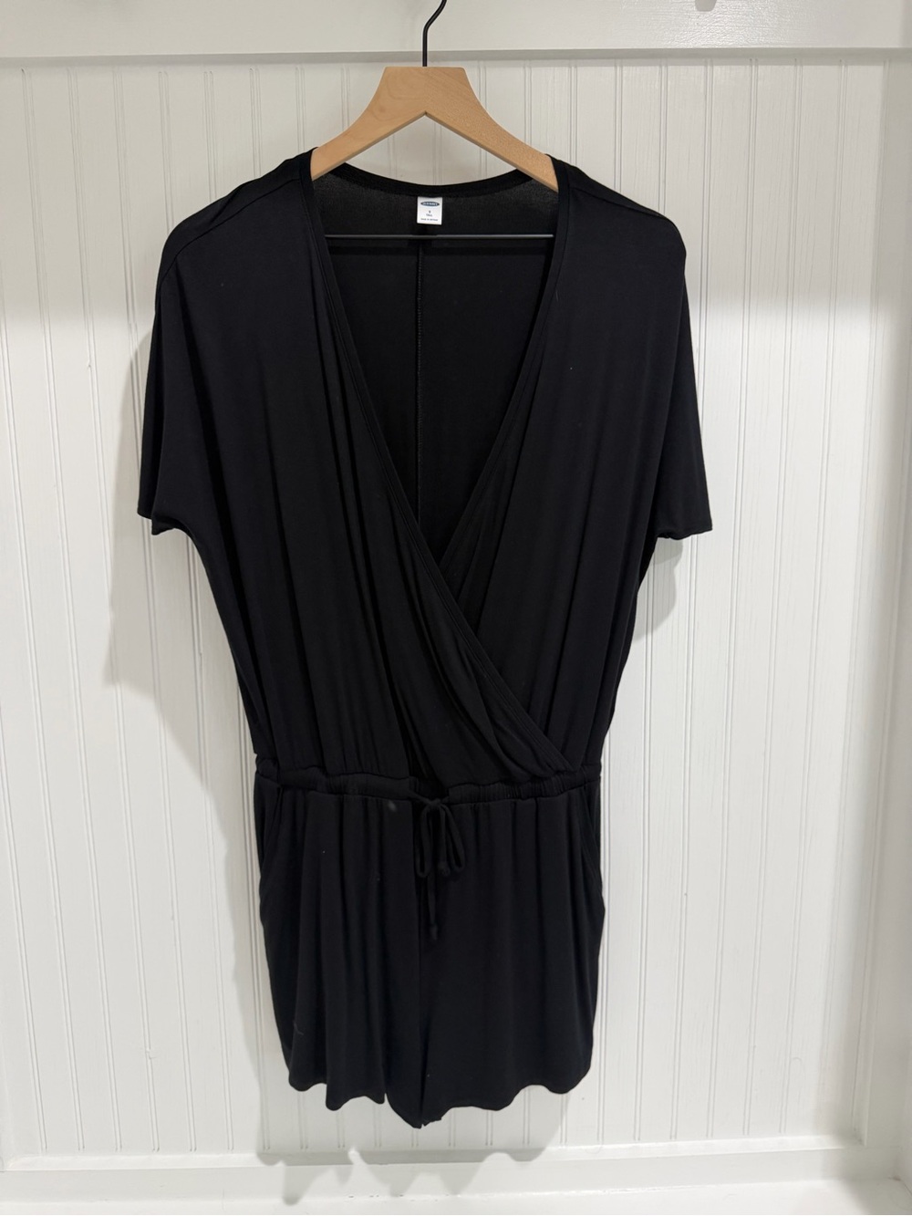 Old Navy Black Wrap Romper Size Small Tall